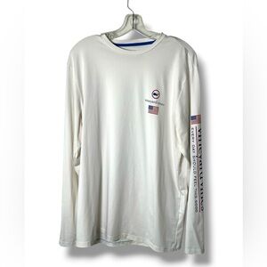 Vineyard vines performance wear